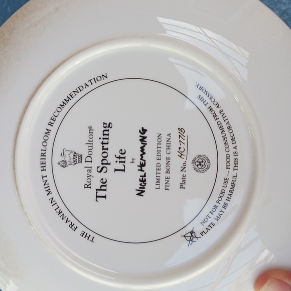 The Sporting Life Collector's Plate - Picture 2 of 3